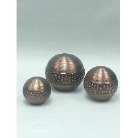 Balls (set of 3)